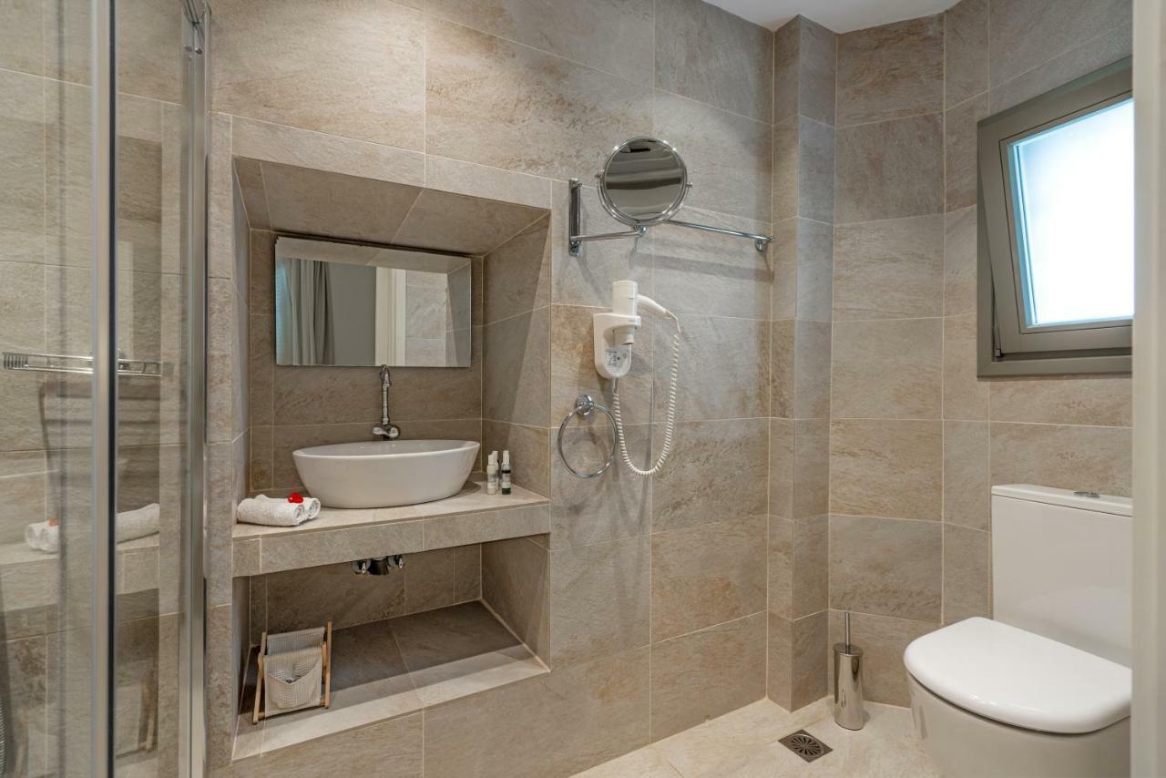 Belvedere Andros Batsi  Luaran gambar